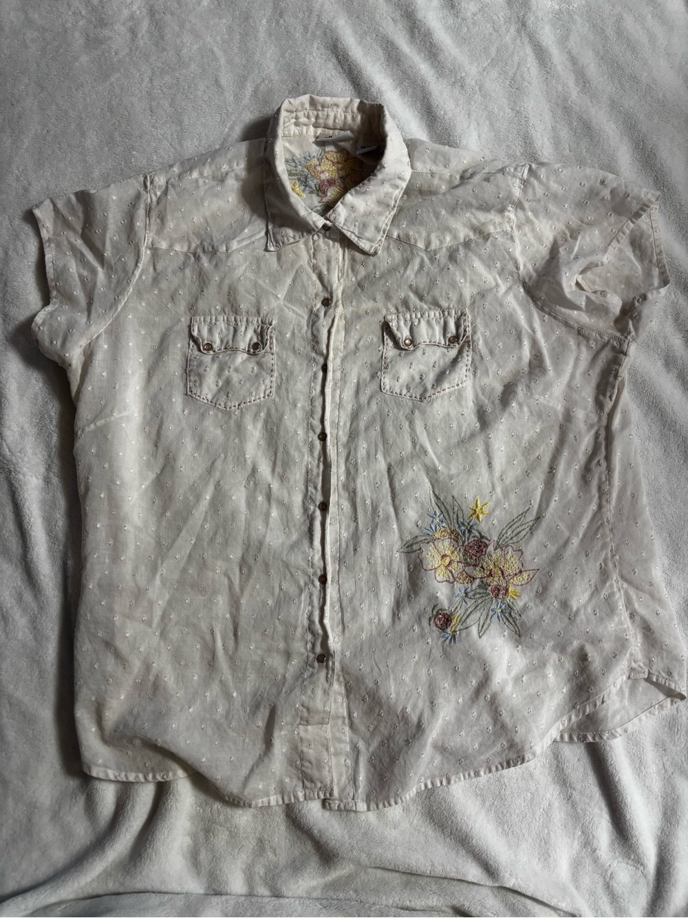 Light Cream Embroidered Short-Sleeve Button-Up Blouse